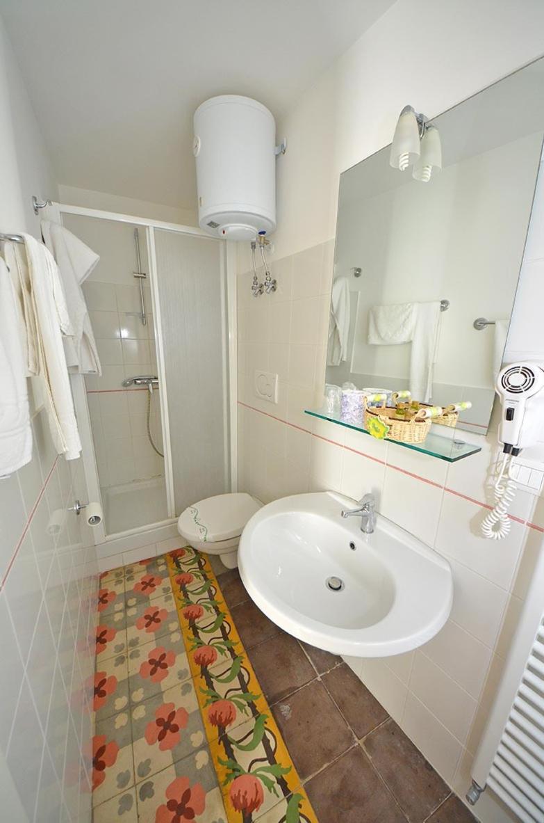 Casa Branca Bed & Breakfast Кастриняно дел Капо Екстериор снимка