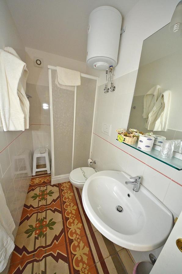 Casa Branca Bed & Breakfast Кастриняно дел Капо Екстериор снимка